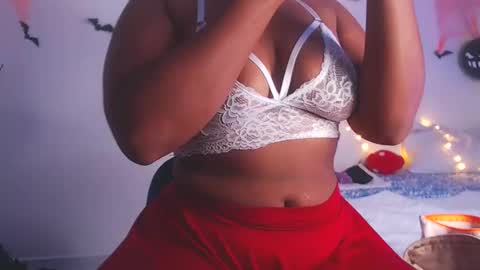 Snapshot of queenalya_ chatting on 25, 10, 2025 Ahlya online show from 25, 10, 2025