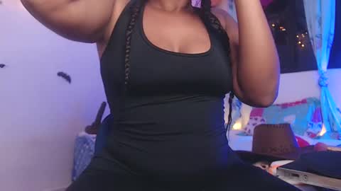 Snapshot of queenalya_ chatting on 1, 11, 2025 Ahlya online show from 1, 11, 2025