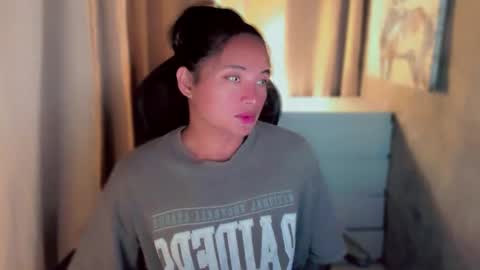 Snapshot of queenarthalia chatting on 15, 9, 2025 ARTHA online show from 15, 9, 2025