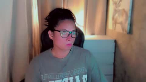 Snapshot of queenarthalia chatting on 21, 10, 2025 ARTHA online show from 21, 10, 2025