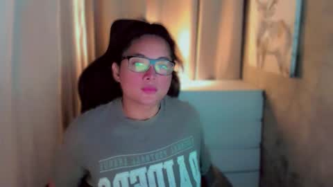 Snapshot of queenarthalia chatting on 22, 10, 2025 ARTHA online show from 22, 10, 2025