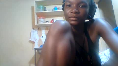 queenate581501024 online show from 15, 7, 2026