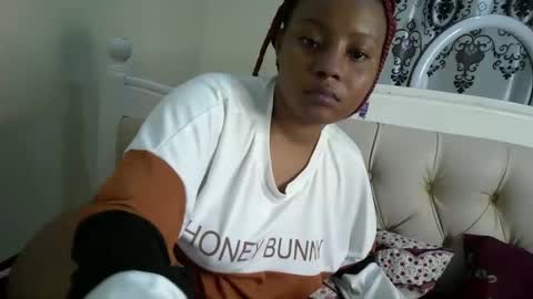 queen online show from 25, 11, 2025