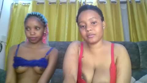 Snapshot of queenbeiby05 chatting on 19, 5, 2026 queen online show from 19, 5, 2026
