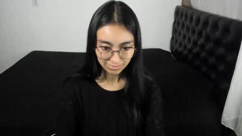 queenbyte_18 online show from 15, 2, 2026