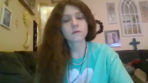 Snapshot of queencrimsonlvx chatting on 30, 4, 2026 queencrimsonlvx online show from 30, 4, 2026