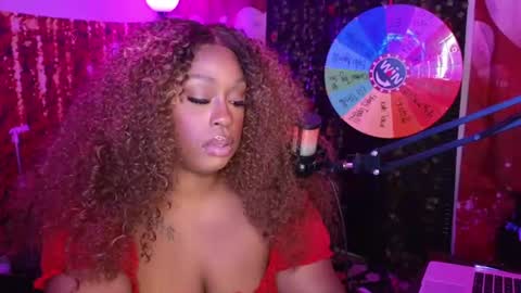 Queen Cherise Roze online show from 17, 6, 2026