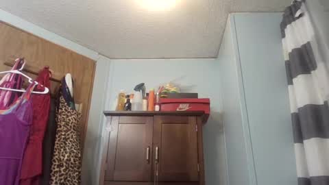 Queen N King Fun Night online show from 3, 3, 2025