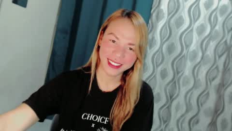 queenlust18 online show from 2, 7, 2026