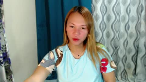 queenlust18 online show from 4, 7, 2026