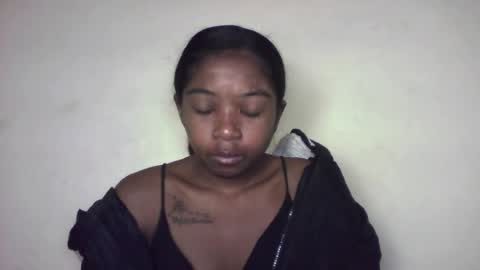 queennaya online show from 9, 7, 2026
