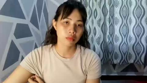 queennbbee online show from 13, 6, 2026