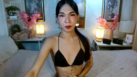 Snapshot of queennira chatting on 13, 6, 2026 queennira online show from 13, 6, 2026