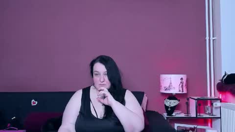 Snapshot of queenofhaze chatting on 1, 11, 2025 you may simply address Me with Your Grace online show from 1, 11, 2025