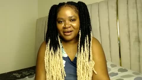 Snapshot of queenofsouls chatting on 12, 12, 2024 . online show from 12, 12, 2024