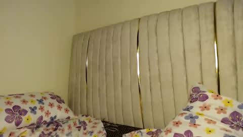 Snapshot of queenofsouls chatting on 1, 1, 2025 . online show from 1, 1, 2025