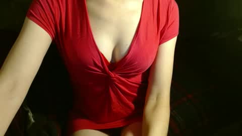 Snapshot of queenoftenderness chatting on 18, 2, 2025 queenoftenderness online show from 18, 2, 2025