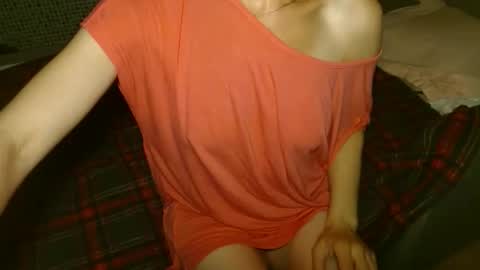 Snapshot of queenoftenderness chatting on 8, 9, 2025 queenoftenderness online show from 8, 9, 2025