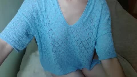 queenoftenderness online show from 4, 2, 2026