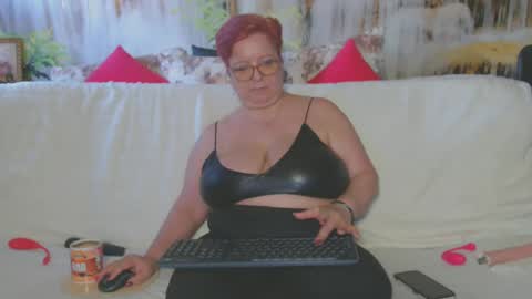 Snapshot of queenpammy chatting on 27, 1, 2025 QueenPammy online show from 27, 1, 2025