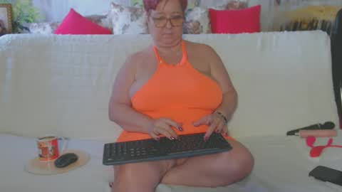 Snapshot of queenpammy chatting on 29, 1, 2025 QueenPammy online show from 29, 1, 2025