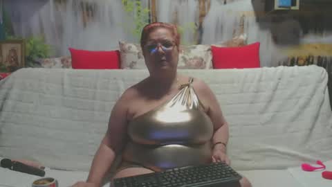 Snapshot of queenpammy chatting on 9, 2, 2025 QueenPammy online show from 9, 2, 2025