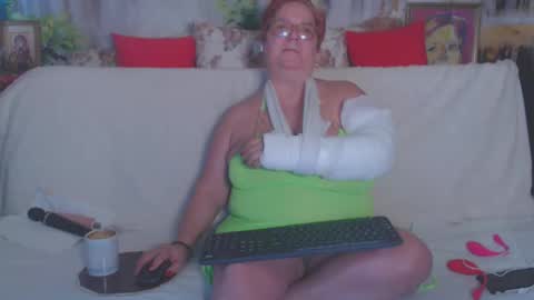 Snapshot of queenpammy chatting on 25, 2, 2025 QueenPammy online show from 25, 2, 2025