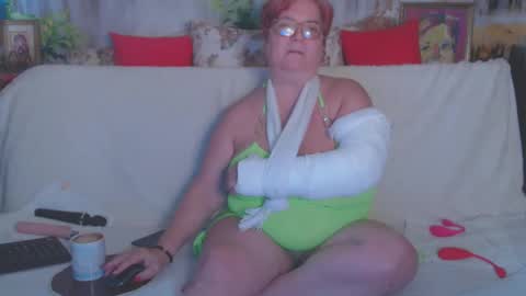 Snapshot of queenpammy chatting on 25, 2, 2025 QueenPammy online show from 25, 2, 2025