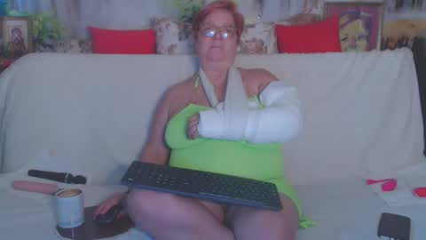 Snapshot of queenpammy chatting on 25, 2, 2025 QueenPammy online show from 25, 2, 2025