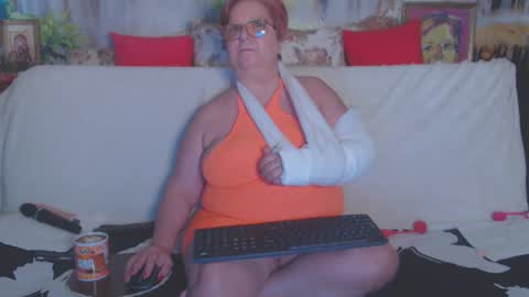 Snapshot of queenpammy chatting on 27, 2, 2025 QueenPammy online show from 27, 2, 2025