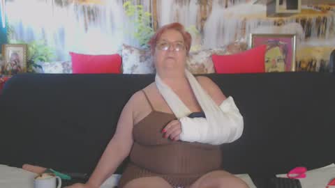 Snapshot of queenpammy chatting on 5, 3, 2025 QueenPammy online show from 5, 3, 2025