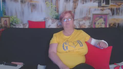 Snapshot of queenpammy chatting on 9, 3, 2025 QueenPammy online show from 9, 3, 2025