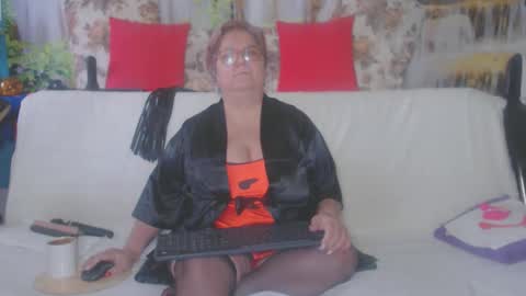 Snapshot of queenpammy chatting on 1, 10, 2025 QueenPammy online show from 1, 10, 2025