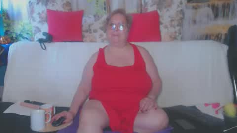 Snapshot of queenpammy chatting on 17, 10, 2025 QueenPammy online show from 17, 10, 2025