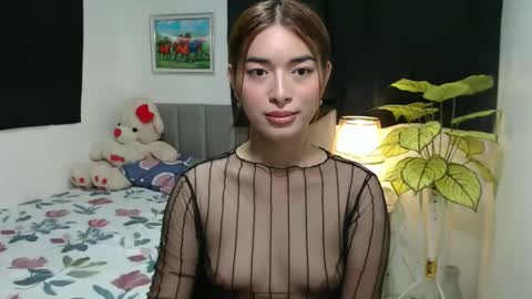 QueenPinay69 online show from 11, 9, 2025