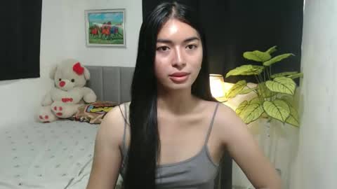 QueenPinay69 online show from 19, 10, 2025