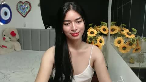 QueenPinay69 online show from 28, 11, 2025