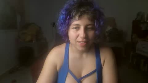 Snapshot of queenrainstar chatting on 2, 11, 2025 QueenRainStar online show from 2, 11, 2025