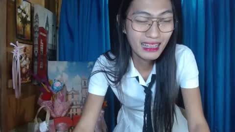 queensteffi online show from 12, 12, 2024