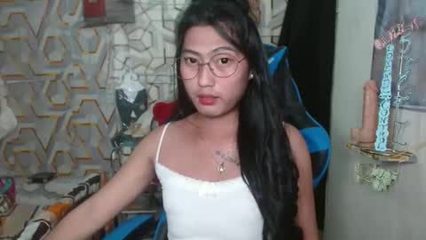 Snapshot of queensteffi chatting on 11, 5, 2026 queensteffi online show from 11, 5, 2026