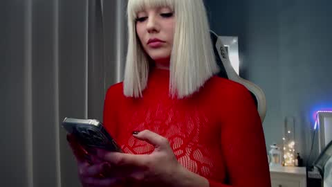 Snapshot of queensy_sins_x chatting on 31, 1, 2025 Queensy online show from 31, 1, 2025