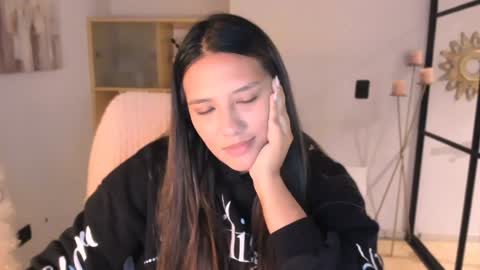 Val  -  online show from 9, 1, 2025