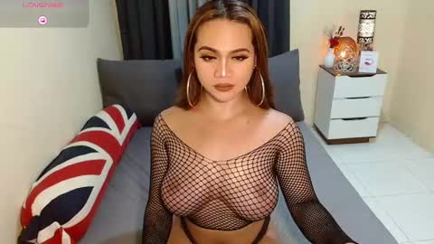 Snapshot of queenversa69 chatting on 7, 12, 2024 DANA online show from 7, 12, 2024