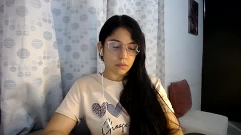 Paola online show from 11, 7, 2026