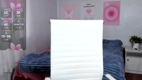 Snapshot of queitsharm_ chatting on 15, 6, 2026 Anna online show from 15, 6, 2026