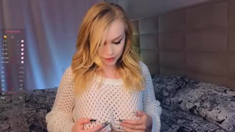 Teri  My favorite vibes 77 101 222 666 online show from 13, 2, 2025