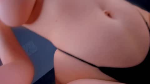 Teri  My favorite vibes 77 101 222 666 online show from 28, 2, 2025