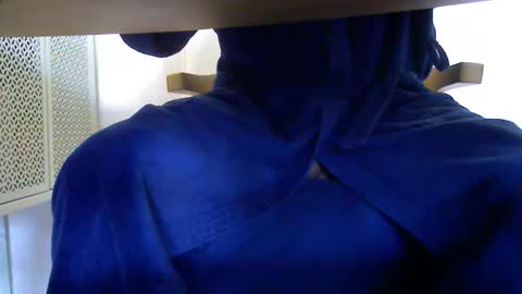 quetequeres online show from 25, 2, 2026