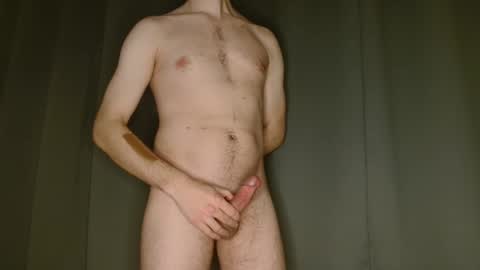 Snapshot of quickshotdude chatting on 26, 2, 2026 Tom online show from 26, 2, 2026