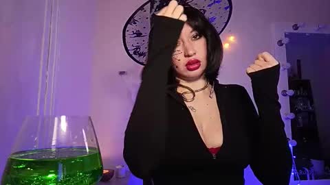 Snapshot of quiet_smile chatting on 26, 10, 2025 quiet_smile online show from 26, 10, 2025